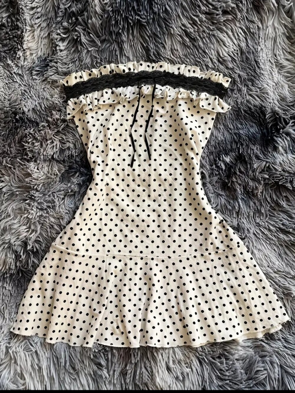 Polka Dot Off-Shoulder Ruffle Mini Dress - Black & White